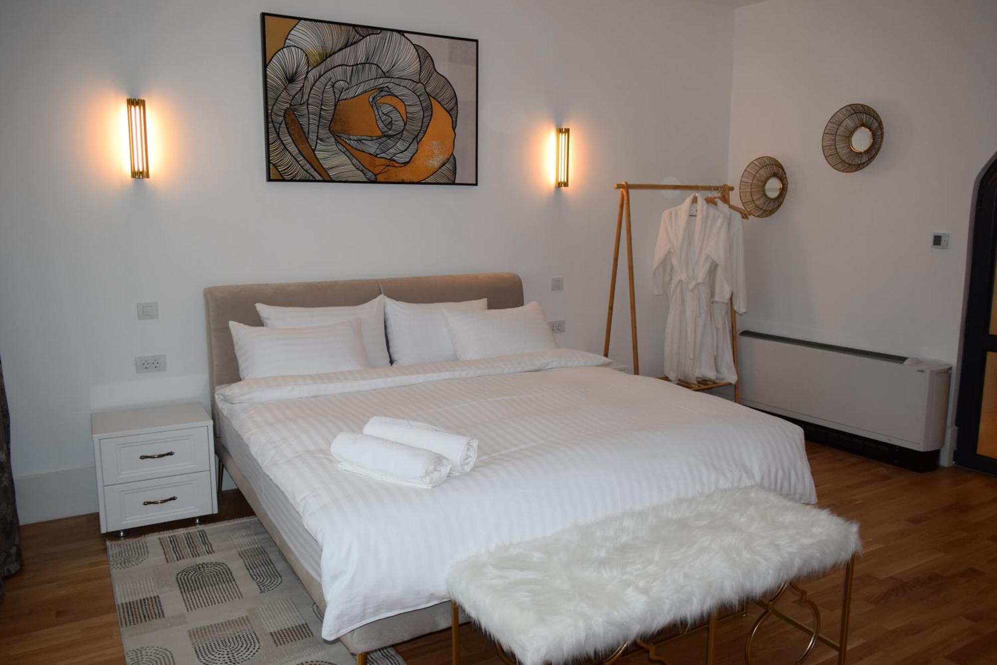 Rokebea Luxury Apartment Brasov Bagian luar foto